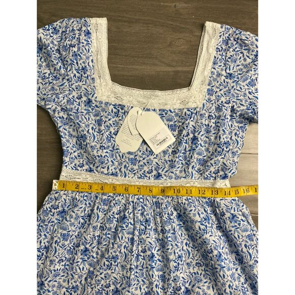 Blue and White Floral Maxi Dress - Picture 4 of 11